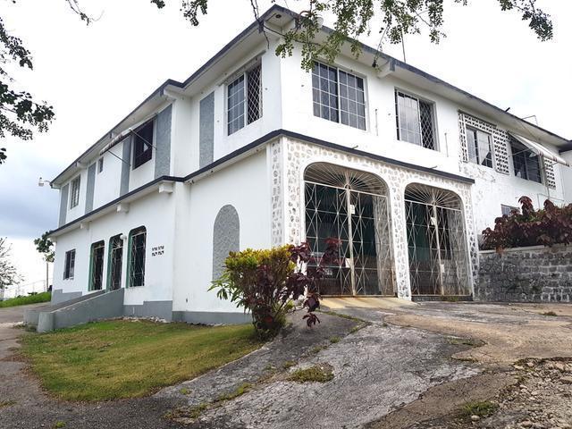 9 Bedroom House For Sale In Manchester Kw Jamaica