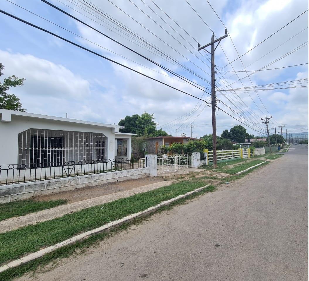 KENNEDY DRIVE, ENSOM CITY St. Catherine Spanish Town