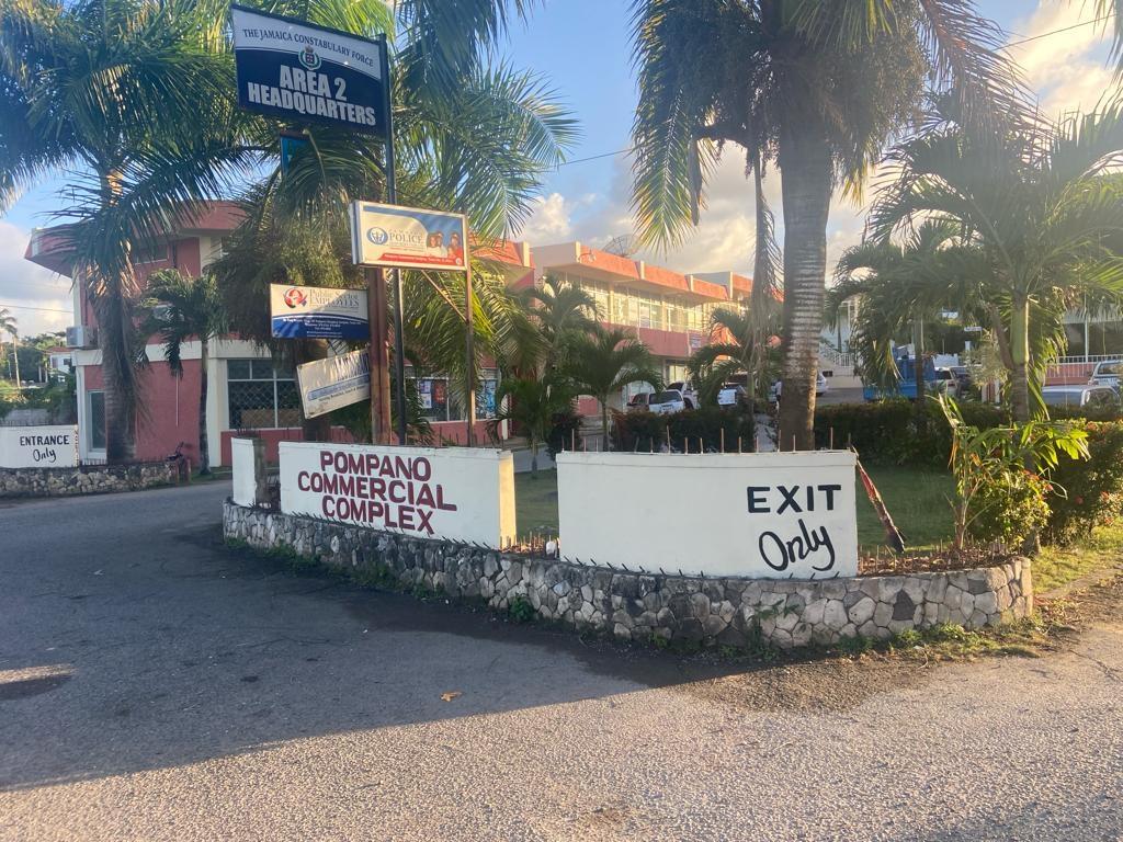Commercial Bldg/Offices for Rent Tower Isle
