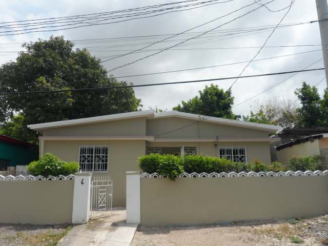 Class A Real Estate House For Sale Jmd 9500000 Kingston 11 In