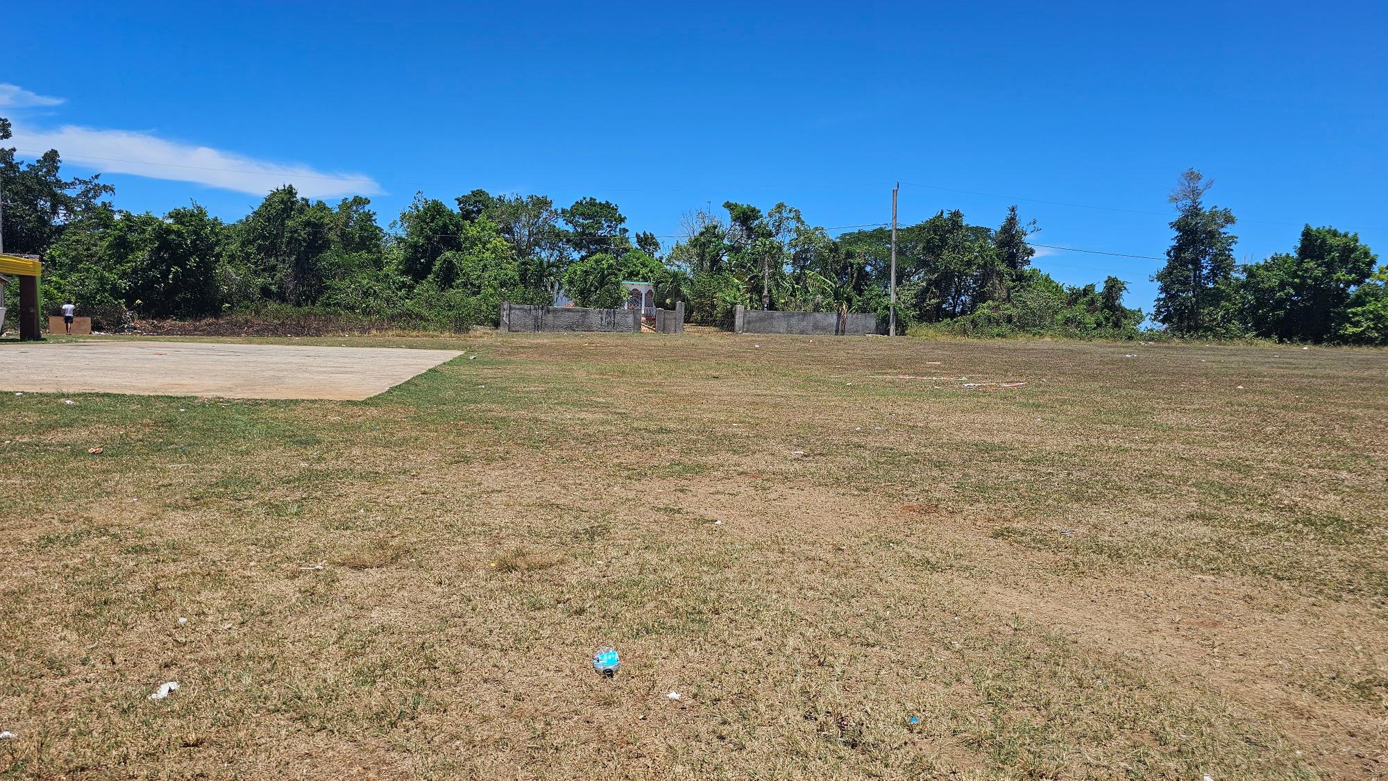 Residential Lot For Sale in Eddesfield Mango Valley , St. Mary