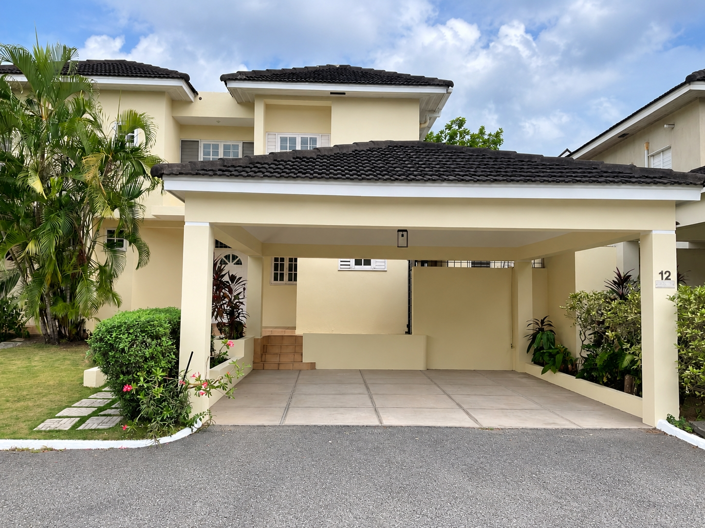 Townhouse for Rent Kingston 6