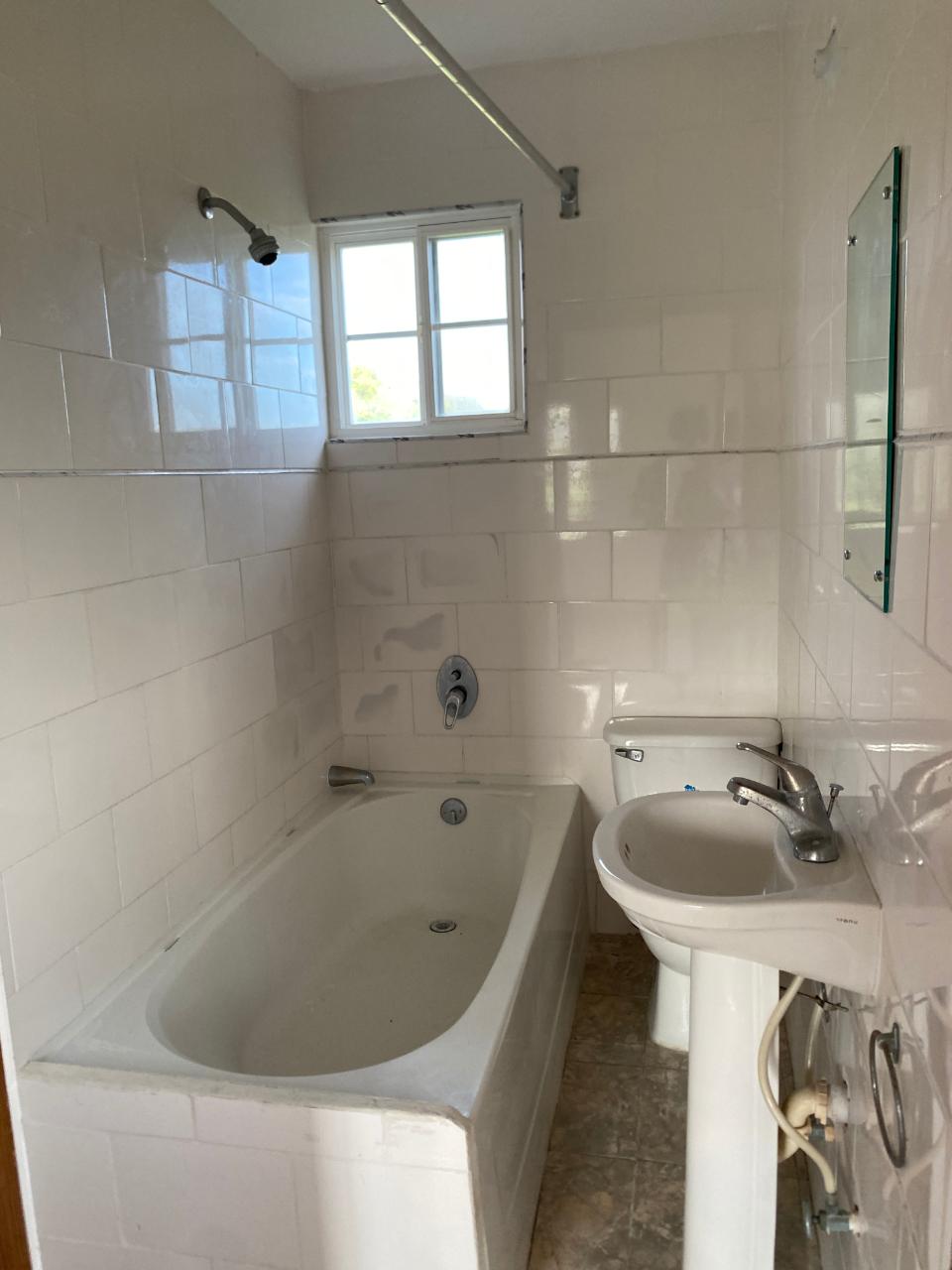 1 Bedroom House For Rent In St. Thomas KW Jamaica