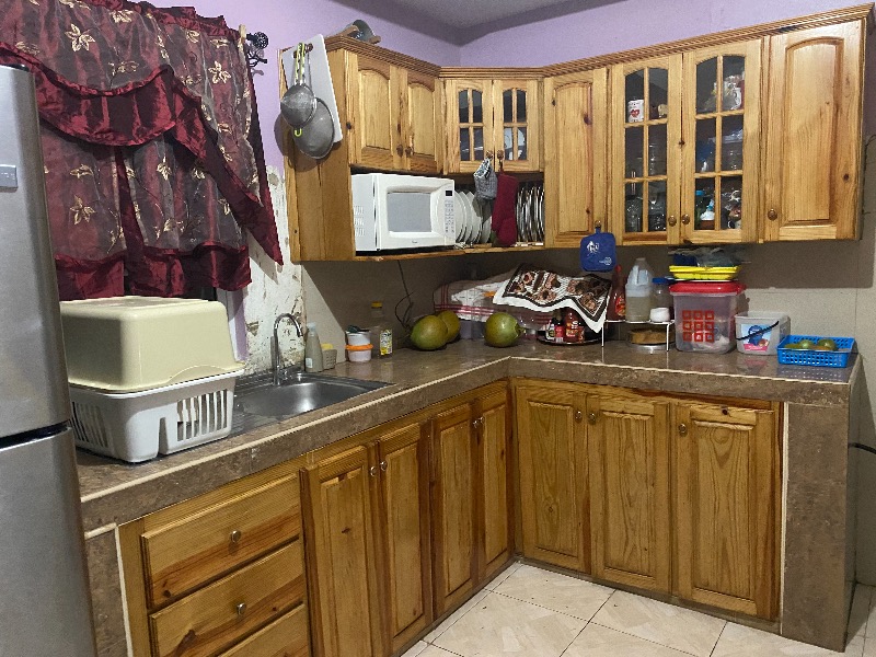 House For Sale ROYAL FERN WAY, Spanish Town 25,000,000 Keez