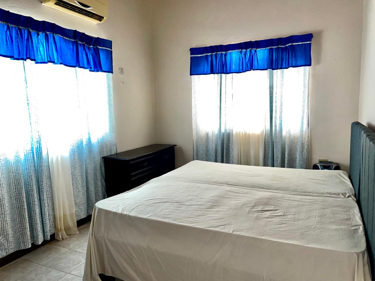 ORANGE BAY Hanover Green Island