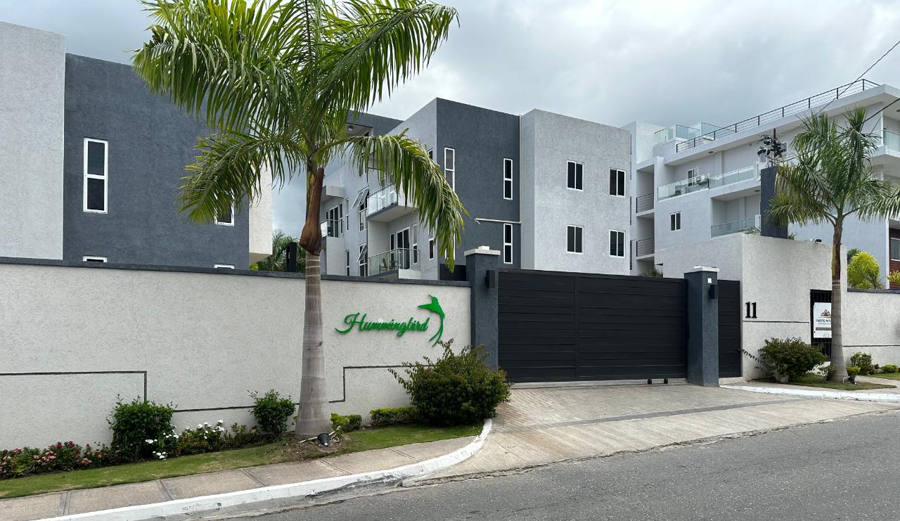 VALERIE LEVY & ASSOCIATES LTD. Apartment for Sale JMD 45000000
