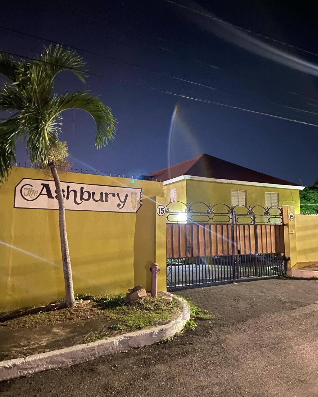 ASHBURY AVENUE, Jamaica, JM