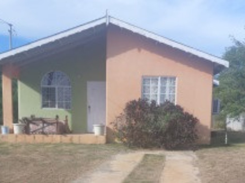 CLASS 'A' REAL ESTATE House for Rent JMD 95000 FLORENCE HALL in